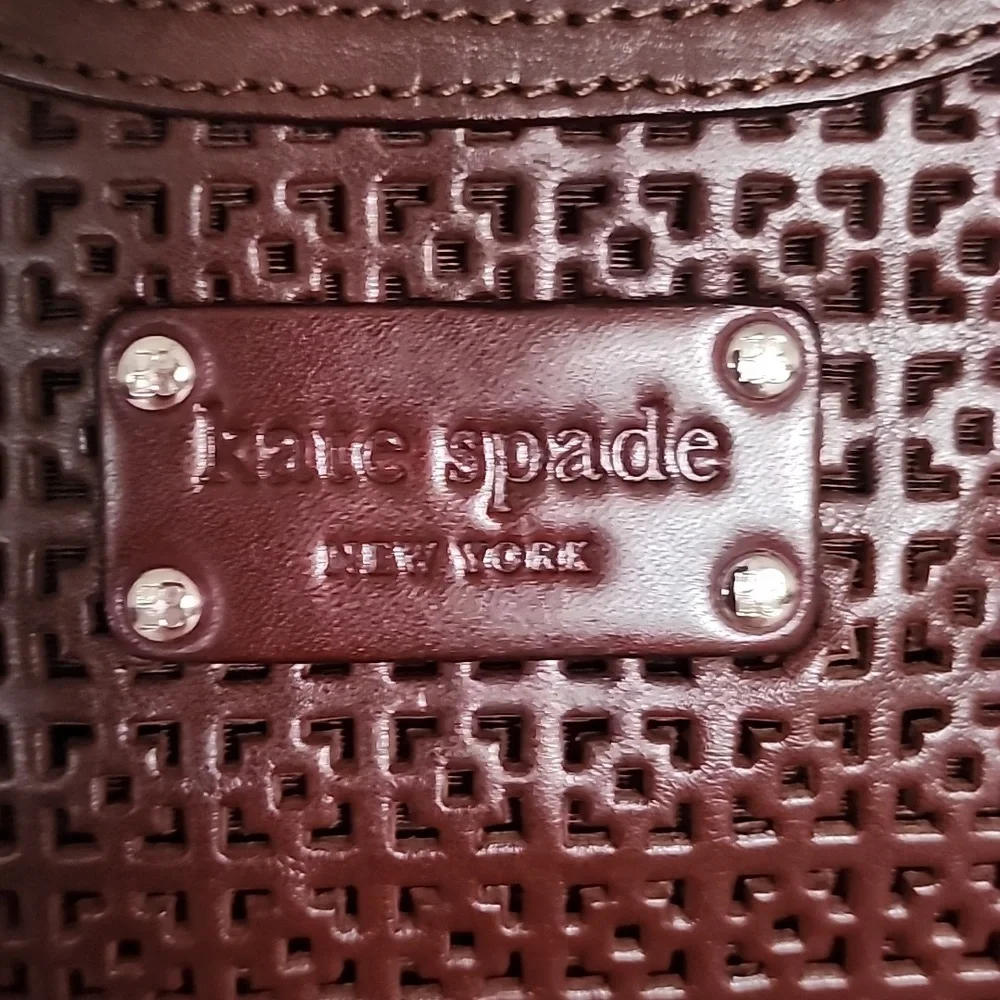 Kate Spade brown leather perforated purse - Picture 2 of 10